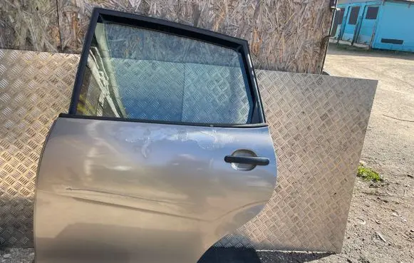 Rear door