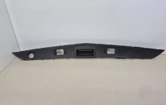 Mercedes-Benz E W212 Tailgate opening switch A2127400993 A2127400793