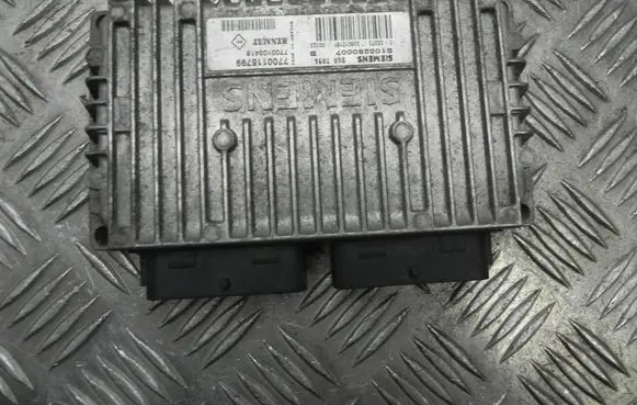Renault Megane I Other control units/modules 7700115799
