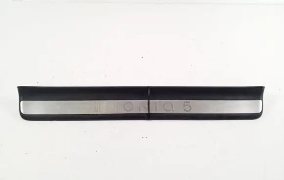 Hyundai Ioniq 5 Front sill trim cover 85884GI100