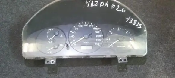 Mazda 626 Speedometer (instrument cluster) ge6ra
