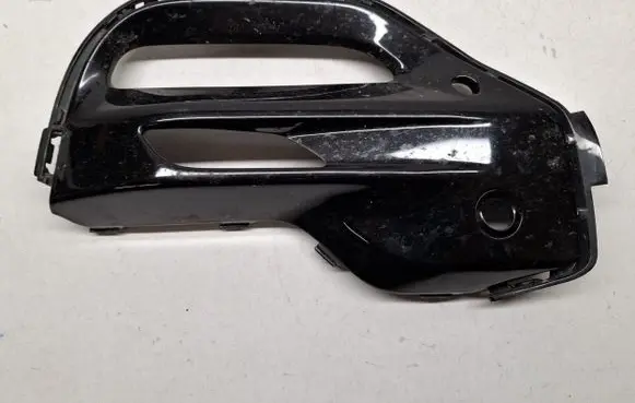 Front bumper lower grill