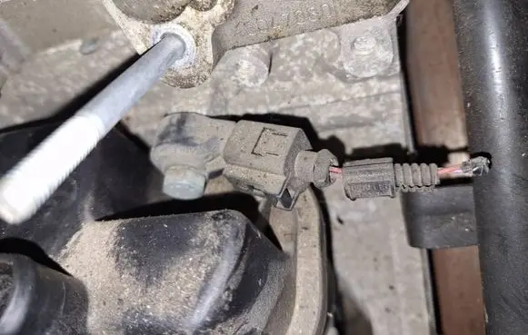 Detonation knock sensor
