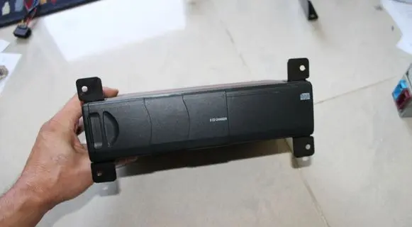 CD/DVD changer
