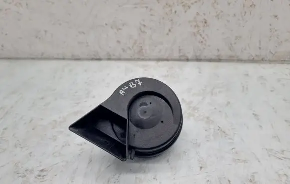 Audi A4 S4 B7 8E 8H Horn signal 8E0951223C