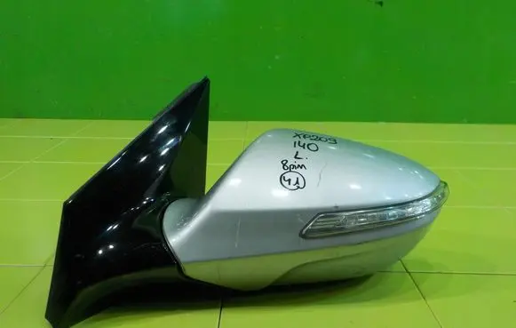 Hyundai i40 Front door electric wing mirror LEWE XP209