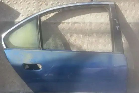 Peugeot 607 Rear door