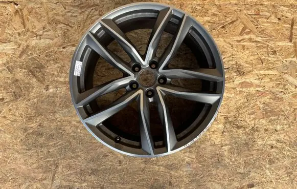 Audi A6 S6 C7 4G R20 alloy rim 409801025M K61KK07