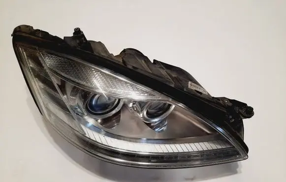 Mercedes-Benz S W221 Headlight/headlamp