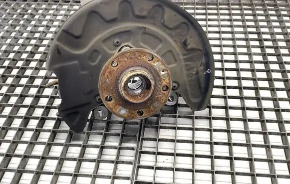 Skoda Superb B8 (3V) Front wheel hub spindle knuckle 5Q0407258C