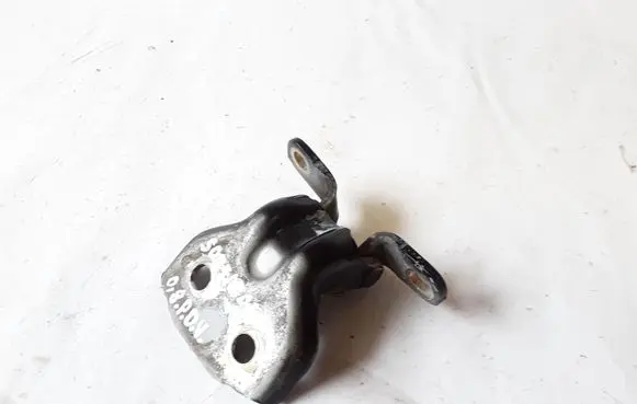 KIA Sorento Front door upper hinge NOCODE