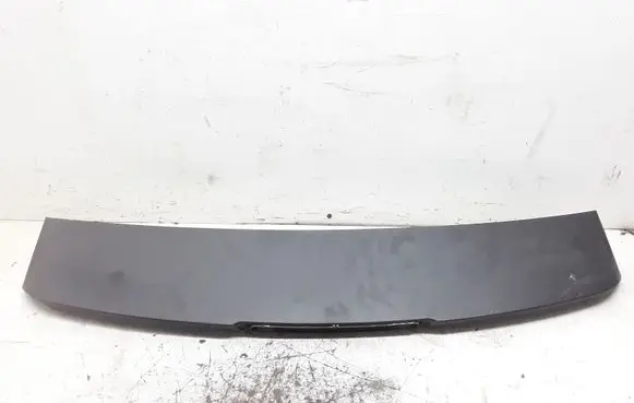 Tailgate/trunk spoiler