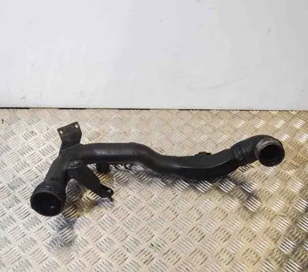 Volkswagen PASSAT B5 Intercooler hose/pipe