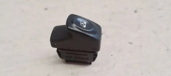 Renault Megane I Electric window control switch 838100G