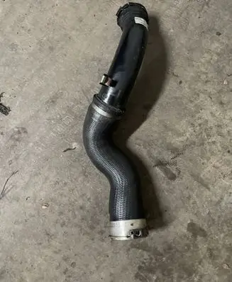 BMW 1 F20 F21 Intercooler hose/pipe 7597587 CZ15476810 9215476810