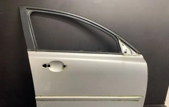 Volvo V50 Front door 