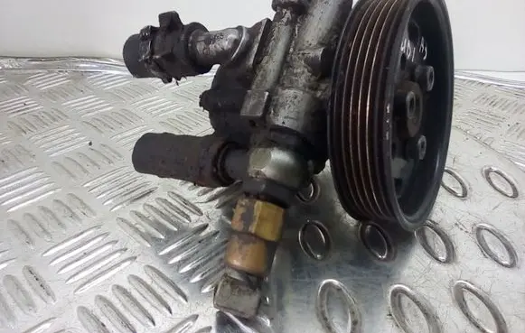 Audi A3 S3 8L Power steering pump 91130