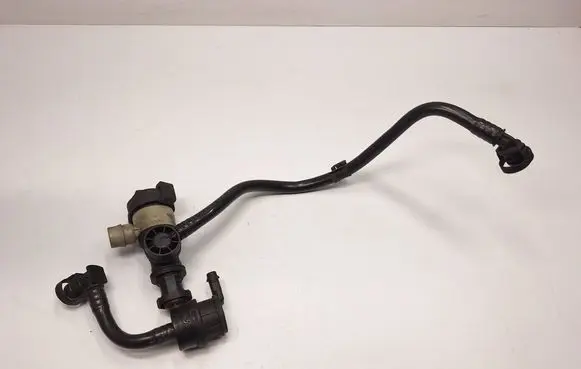BMW X1 E84 Breather valve 7636146 13907636146 7636147