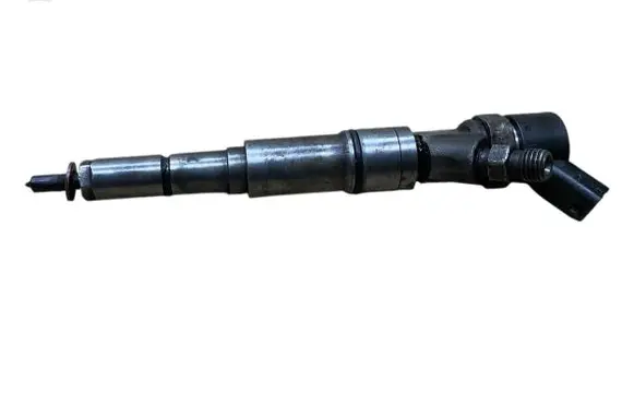 BMW 5 E39 Fuel injector 0445110047 7785984