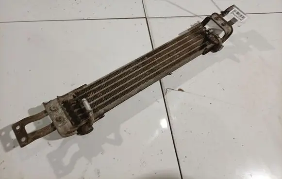 KIA Sorento Power steering radiator 