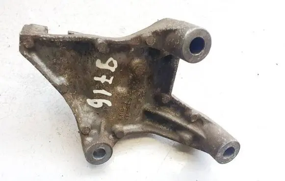 Honda CR-V Engine mounting bracket r081 r08-1