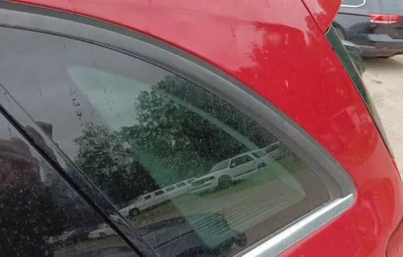 Mercedes-Benz B W246 W242 Rear side window A2466708300