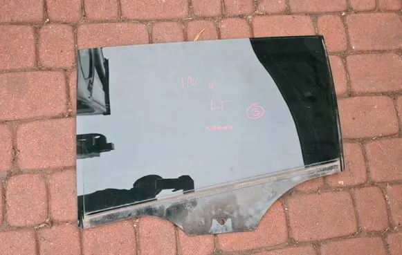 Opel Insignia A Sliding door window/glass OPLEXSZYBA110