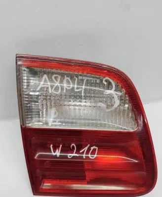Mercedes-Benz E W210 Rear/tail lights A2108205364