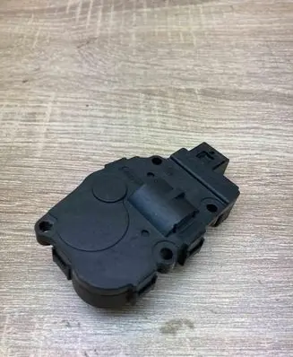 BMW 5 GT F07 Air flap motor/actuator 27102009 K9749005