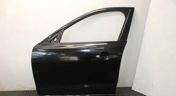 Jaguar F-Pace Front door SANTORINIBLACK