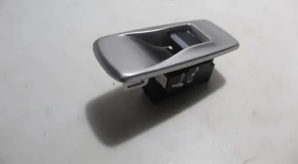 Jaguar XF Electric window control switch