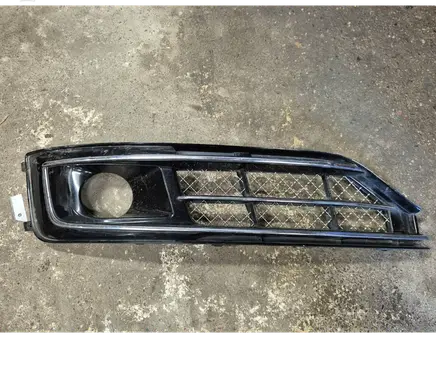 Audi A8 S8 D4 4H Front bumper lower grill 4H0807680
