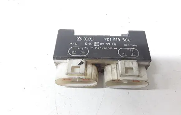 Volkswagen Transporter - Caravelle T4 Coolant fan relay 701919506