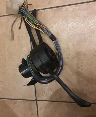 Multifunctional control switch/knob