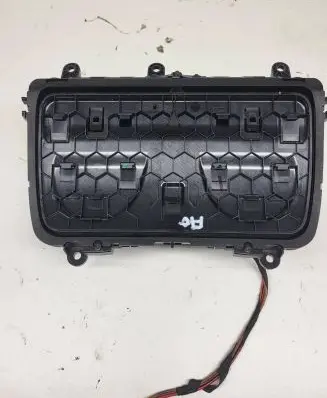 Cup holder front