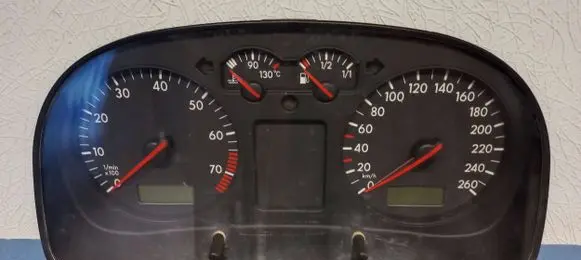 Volkswagen Golf IV Speedometer (instrument cluster) 1J0920802B 0263618031 0611989112