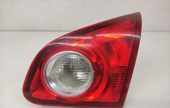 Nissan Qashqai Tailgate rear/tail lights 89071064 26550JD800