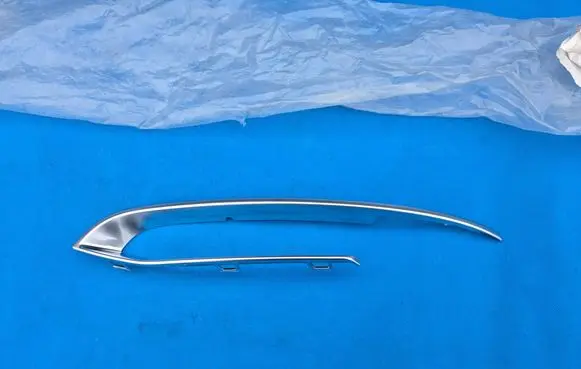 BMW 5 F10 F11 Front bumper splitter molding 7331767