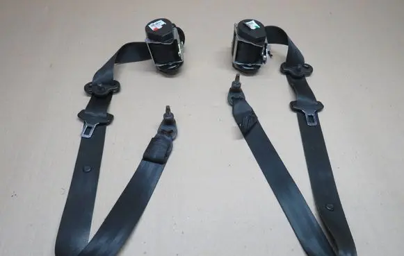 Ford Kuga II Front seatbelt 624436700 006L000