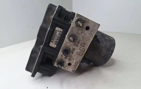 Audi A5 8T 8F ABS Pump 8K0907379P 8013L0182