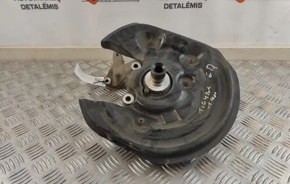 Volkswagen Tiguan Rear wheel hub spindle/knuckle 3C0501249 5N0615612C