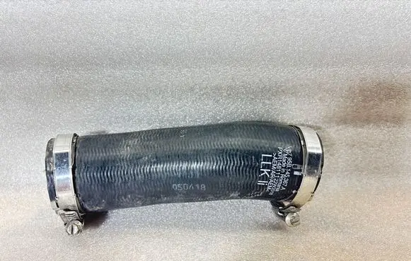 Porsche Macan (95B) Intercooler hose/pipe 95B145367A