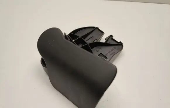 Porsche Macan (95B) Engine bonnet (hood) release handle 8R1823633A