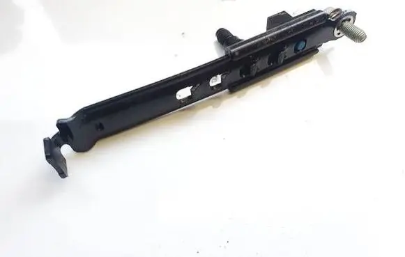 Toyota Avensis T250 Seat belt adjustment rail f4075 37511