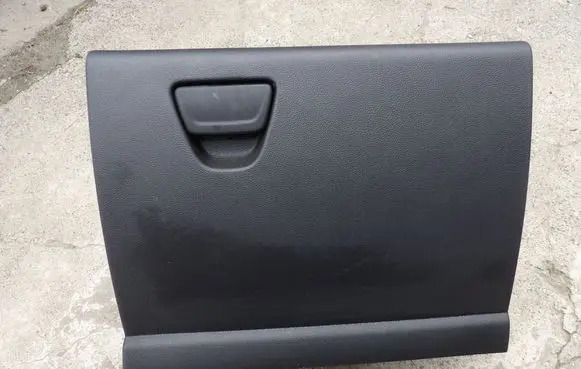 Ford Kuga II Glove box AM51R06044CBW 2374854 2374872