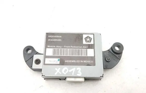 Chrysler Pacifica Other control units/modules 68241659AA
