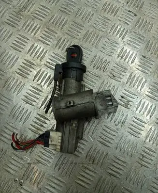Volkswagen Sharan Ignition lock P012106