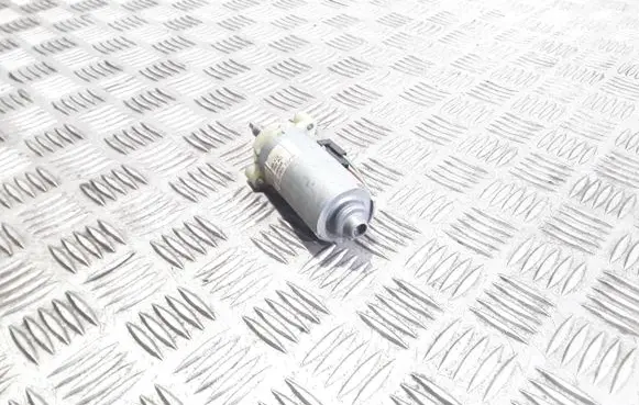Skoda Superb B5 (3U) Seat adjustment motor 3B0959762AG
