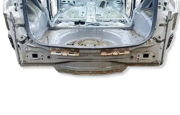 Hyundai i30 Trunk bottom trim panel 