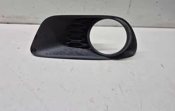 Dodge Grand Caravan Front fog light trim/grill 68100699AA
